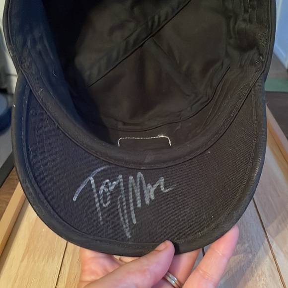 Toby Mac signed hat - Picture 2 of 2